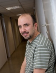 Dr. Zemer Kosloff